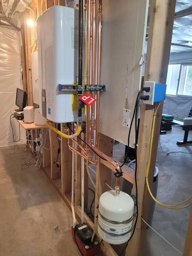 Licensed plumber repairing a kitchen sink in Battle Mountain